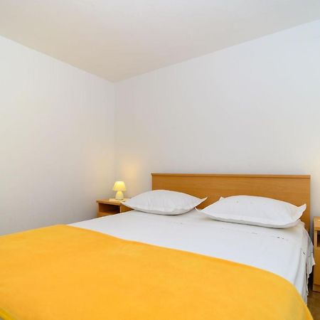 Apartments Vice Трогір Екстер'єр фото