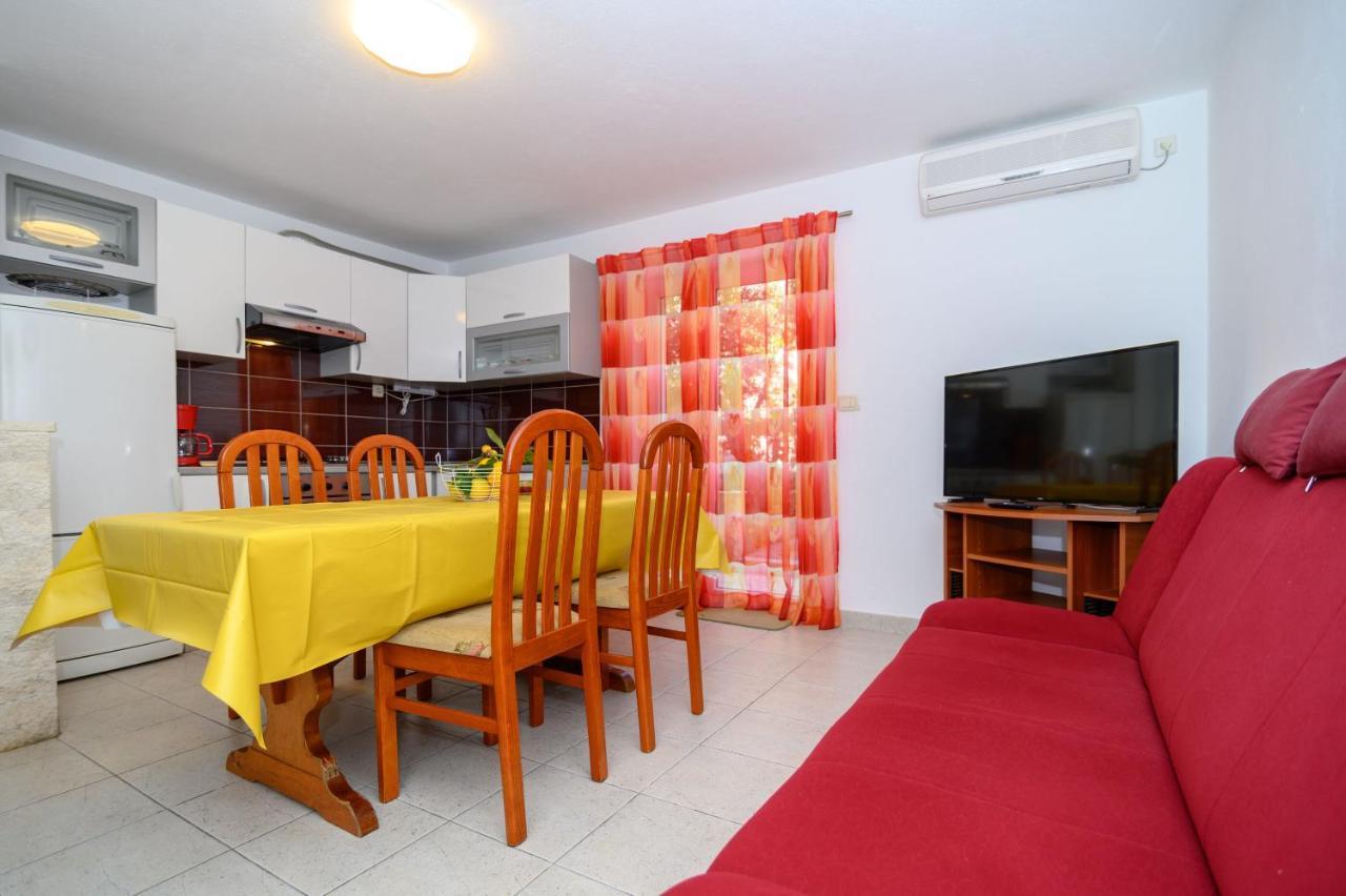 Apartments Vice Трогір Екстер'єр фото