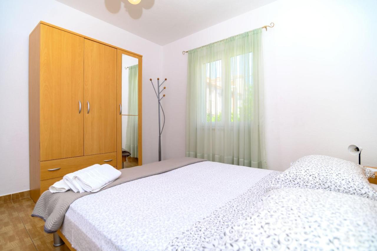 Apartments Vice Трогір Номер фото